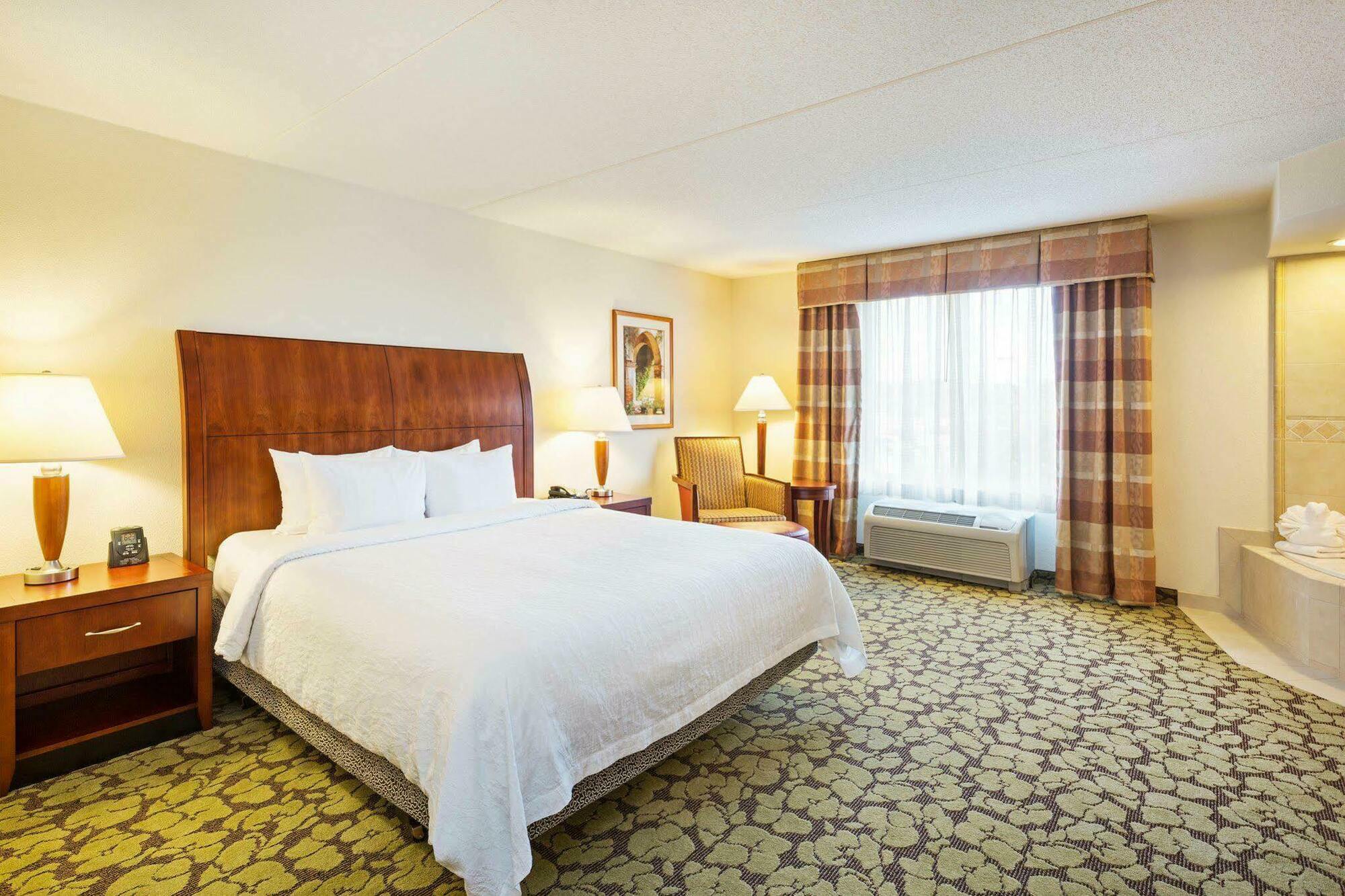 Hilton Garden Myrtle Beach/coastal Grand Mall 3*