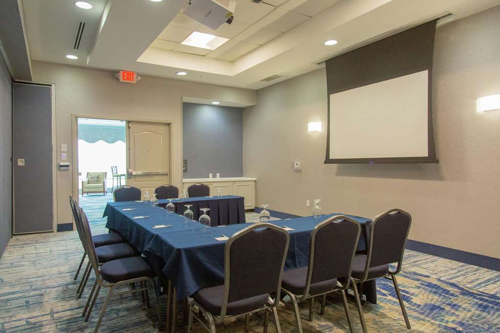 Hilton Garden Myrtle Beach/coastal Grand Mall Hotel