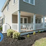 Cherry Grove Cottage Up