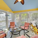 Coastal Vacation Rental - 2 Mi To Huntington Beach