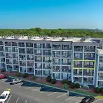 Family Friendly, Cozy, Home At The Beach