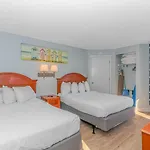 Newly Renovated 1 Bedroom Condo- Oceanfront Views! Boardwalk 1139
