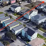 Surfside Beach/ Capt. Jacks ~50 Ft From Beach 3Br/3Ba