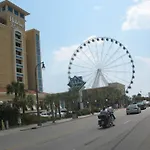 Holiday Pavilion Resort On The Boardwalk