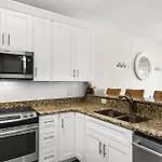 Ocean Quarters Unit B