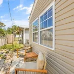 Feel At Home A 3 Minute Walk From The Beach