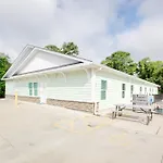 407 9Th Ave A By Together Resorts