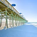 Garden City Condo With Pool Access - Walk To Beach!