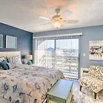 Garden City Condo With Pool Access - Walk To Beach!