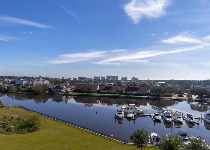 Yacht Club Villas #1-1104 Condo