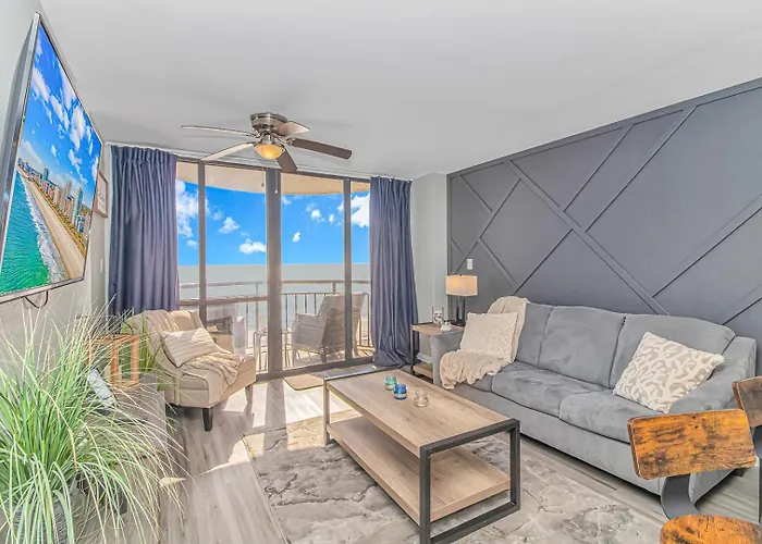 Breathtaking Oceanfront Double Queen Suite! Meridian Plaza 701 - Perfect For 4 Guests!