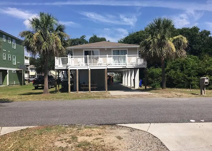 Surfside Beach/ Capt. Jacks ~50 Ft From Beach 3Br/3Ba