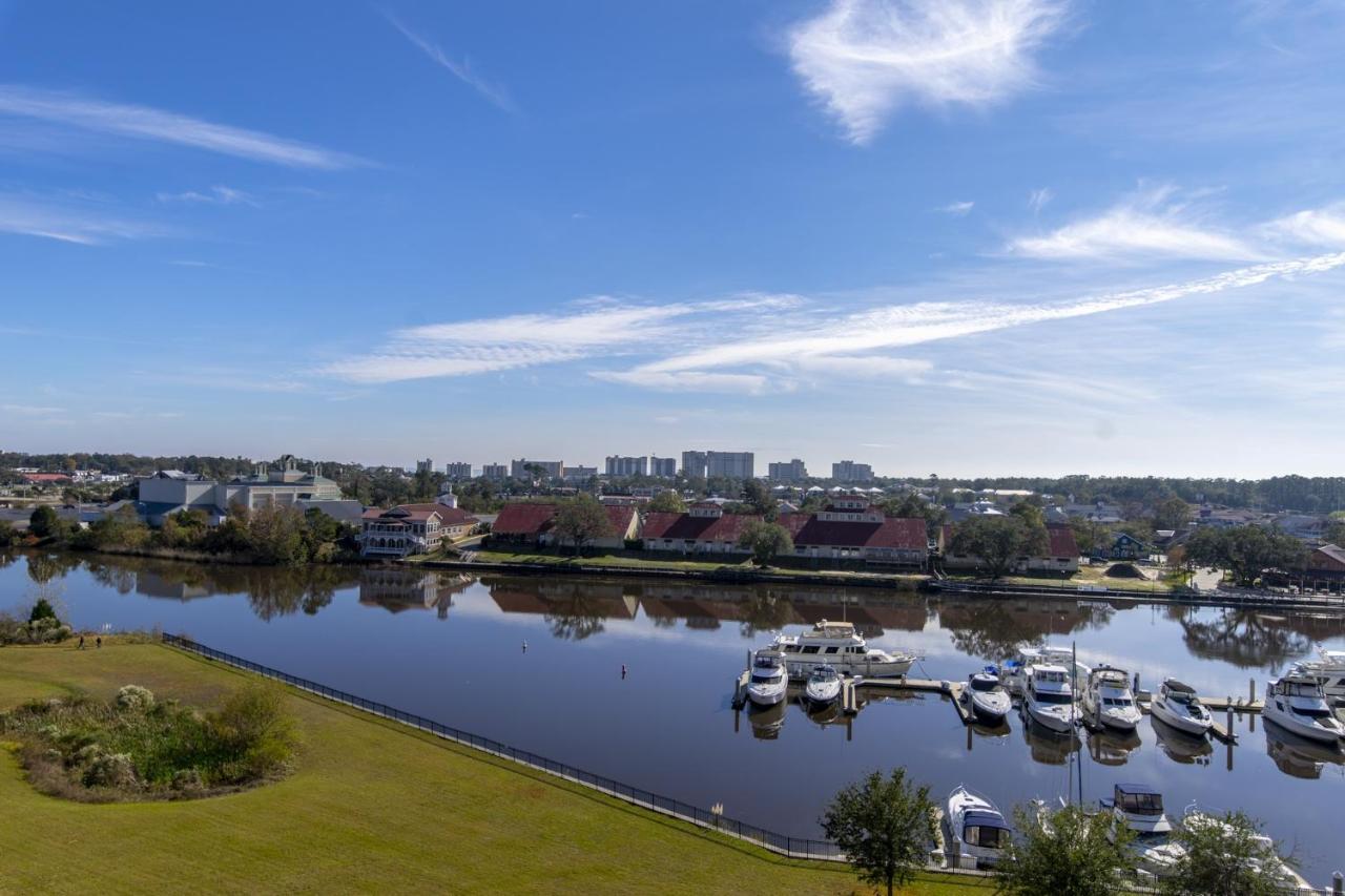 Yacht Club #1-1104 Apartment