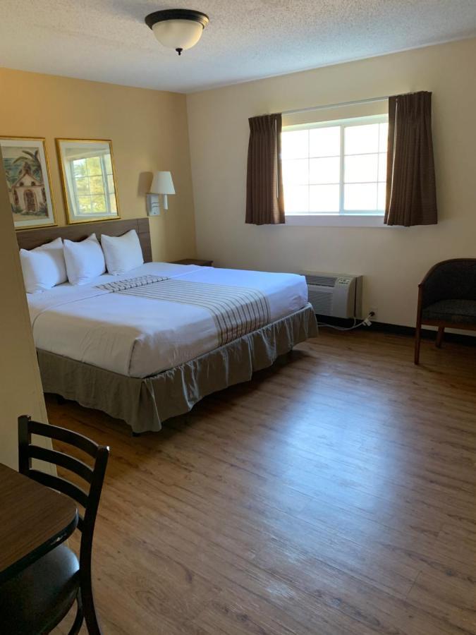 Hotel 6 Myrtle