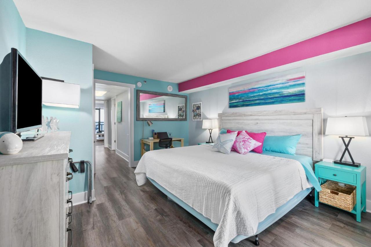 Holiday home Luxurious Fully Renovated 12th Story Ocean Front Myrtle Beach