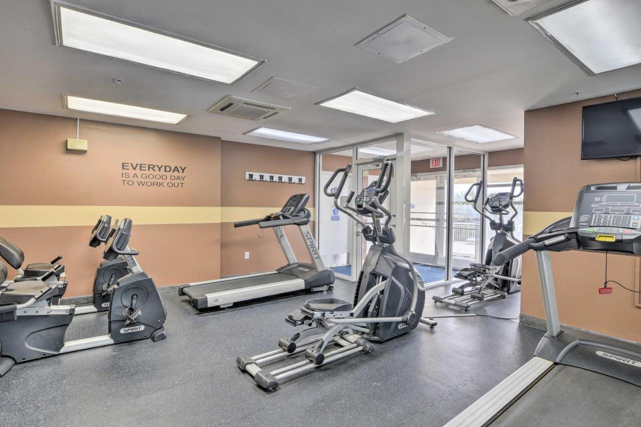 Bay Watch With Amenities! *