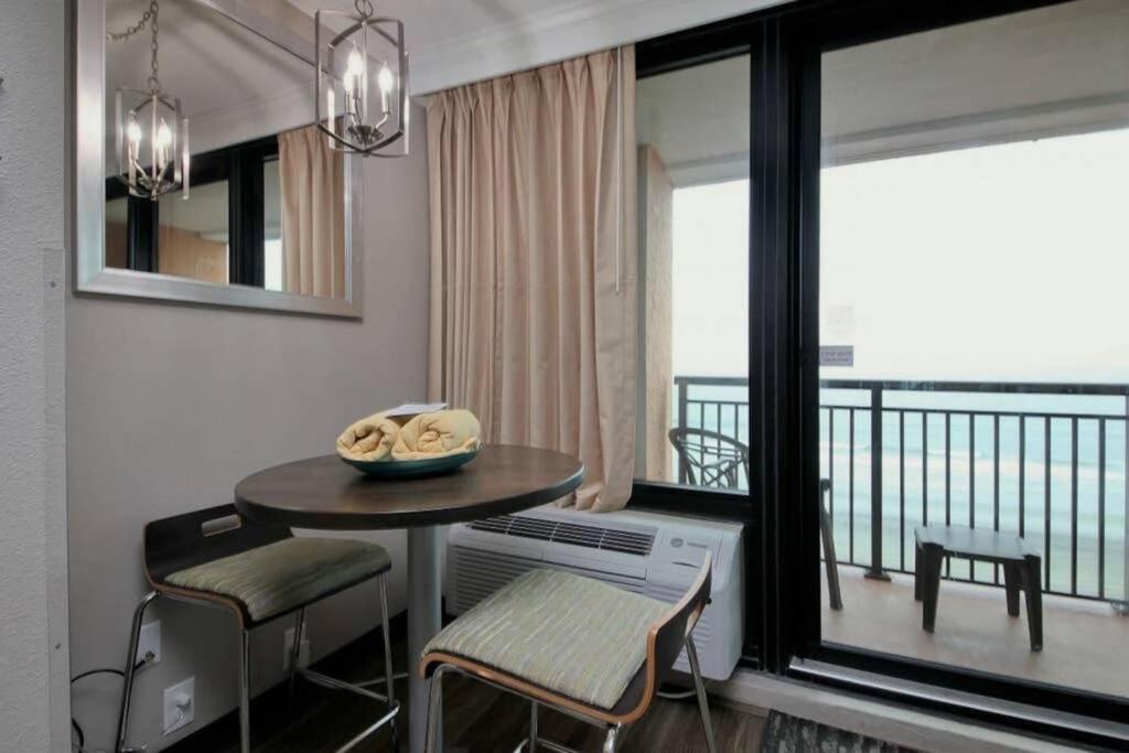 *oceanfront Beauty!* King, Pools, Lazy River, Hot Tubs*m61 Apartment *