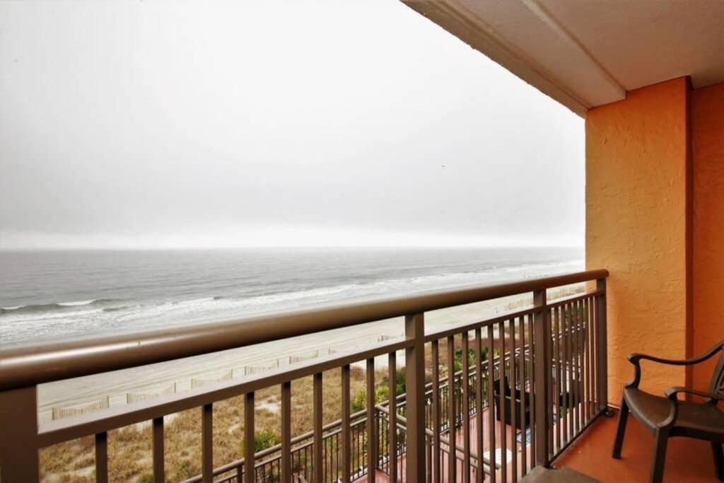 Apartment *oceanfront Beauty!* King, Pools, Lazy River, Hot Tubs*m61