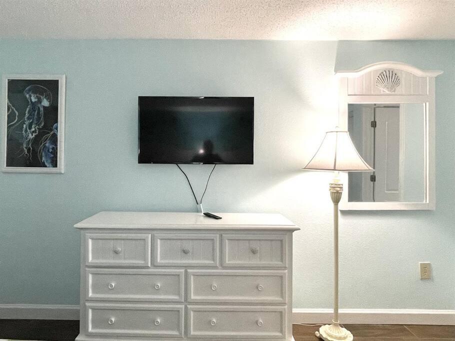 *oceanfront Escape*queen Beds*pools*beach*hot Tubs*j71 Apartment *