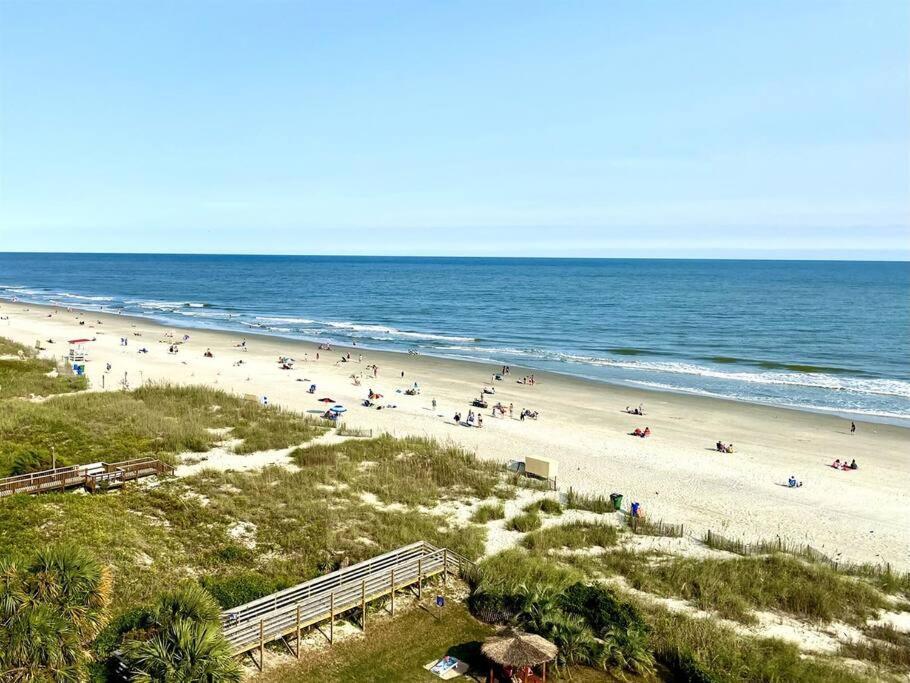 *oceanfront Escape*queen Beds*pools*beach*hot Tubs*j71 * Myrtle Beach