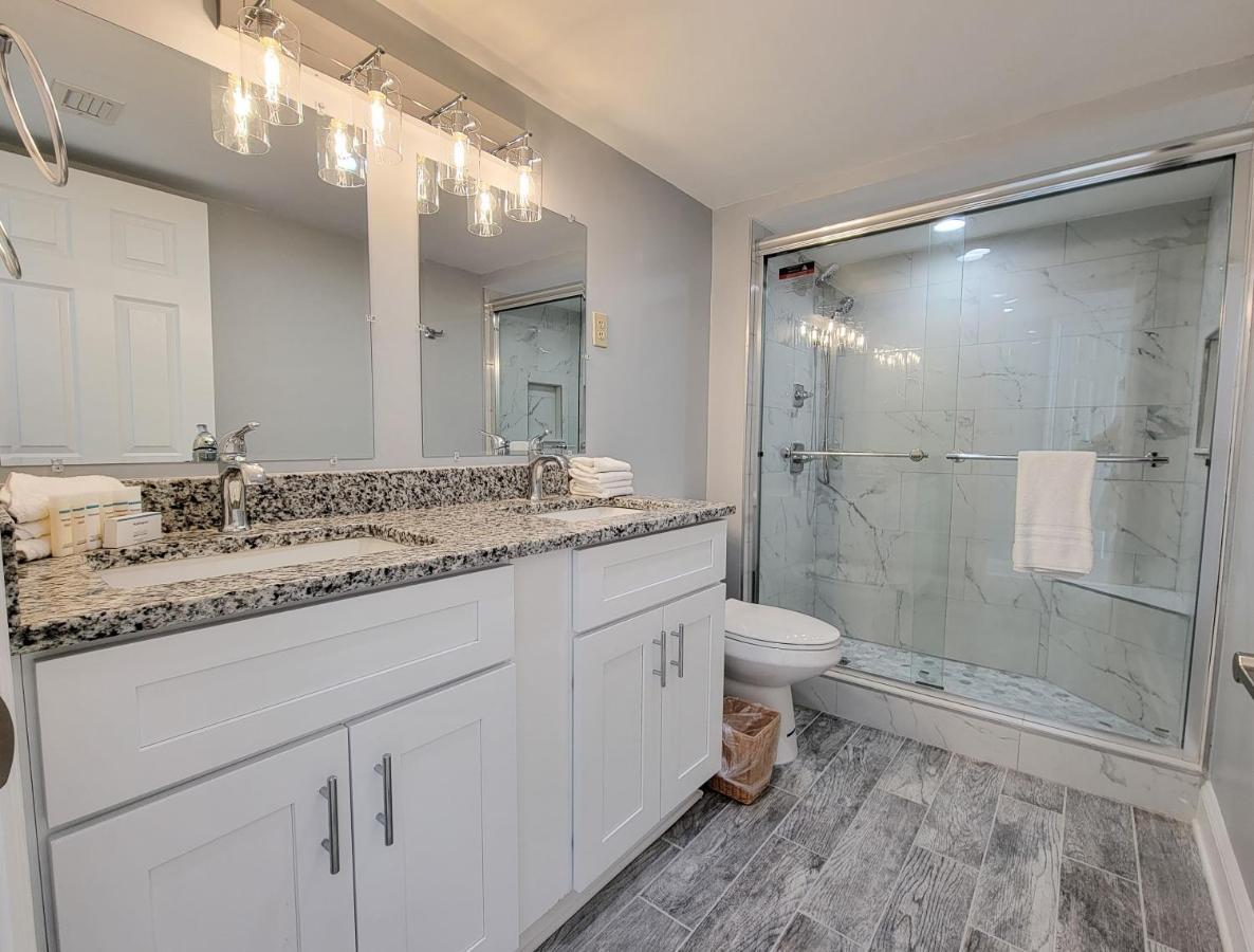 510 South Hampton Apartment
