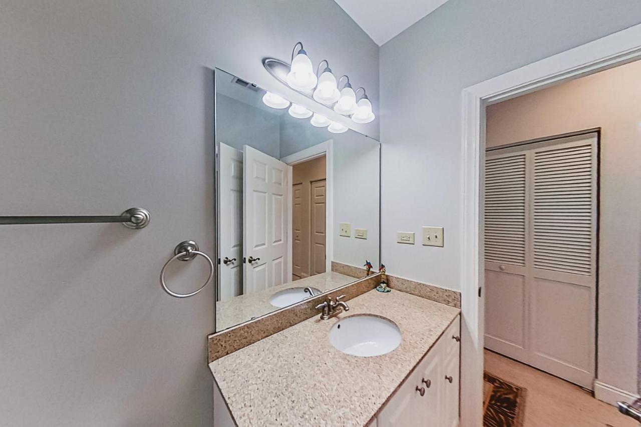 World Tour Retreat Apartment Myrtle Beach