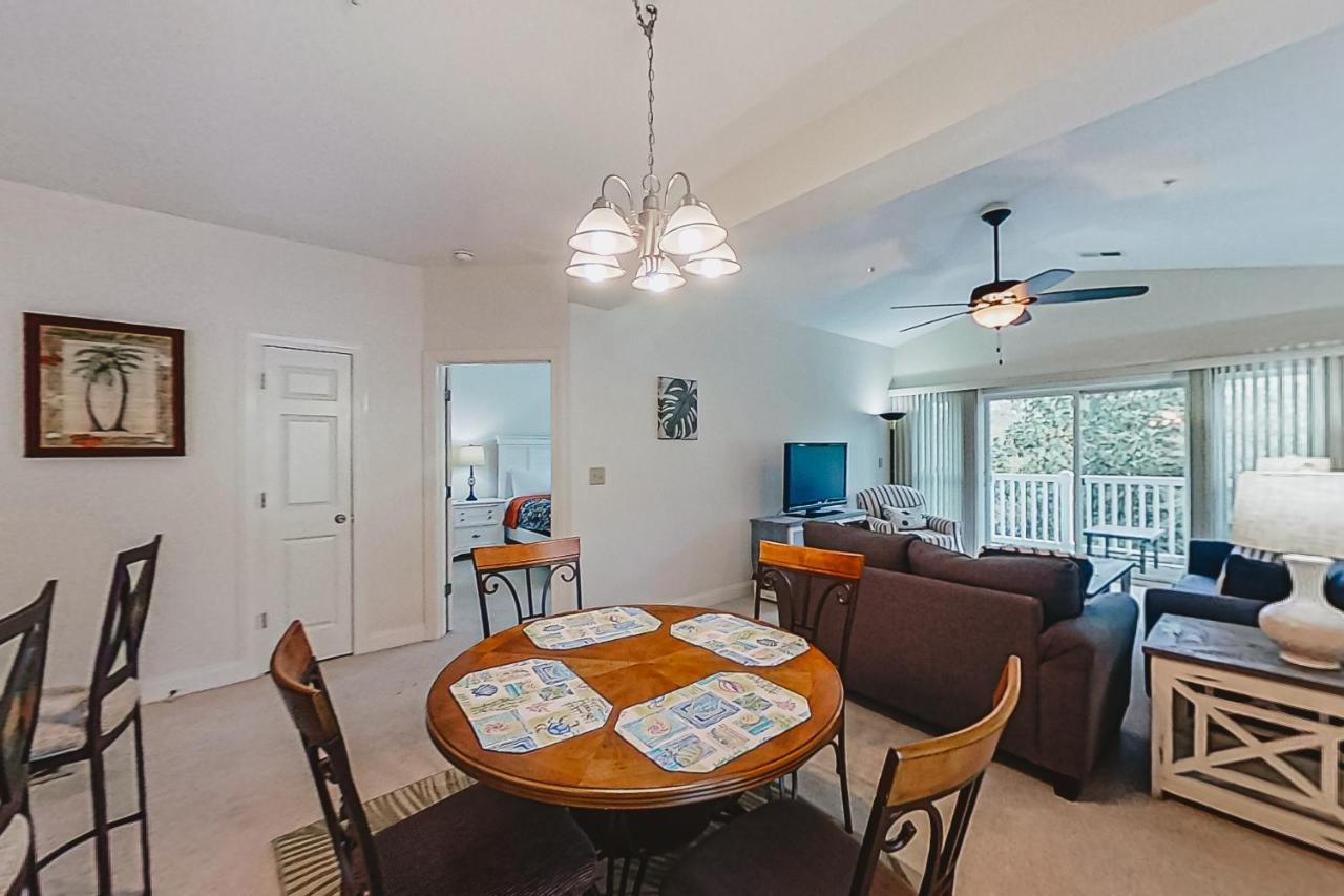 Apartment World Tour Retreat