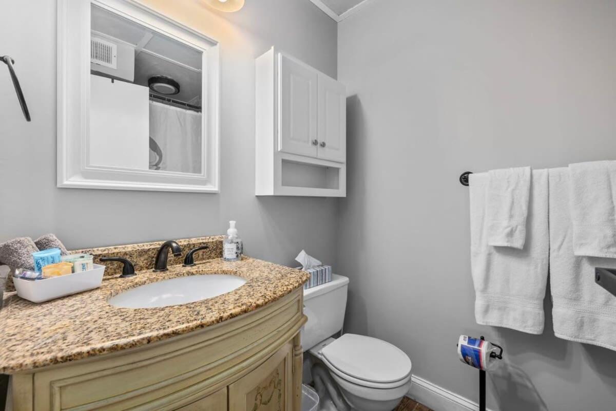 Beachfront Ocean View W Pool & Comfy Beds Holiday home *