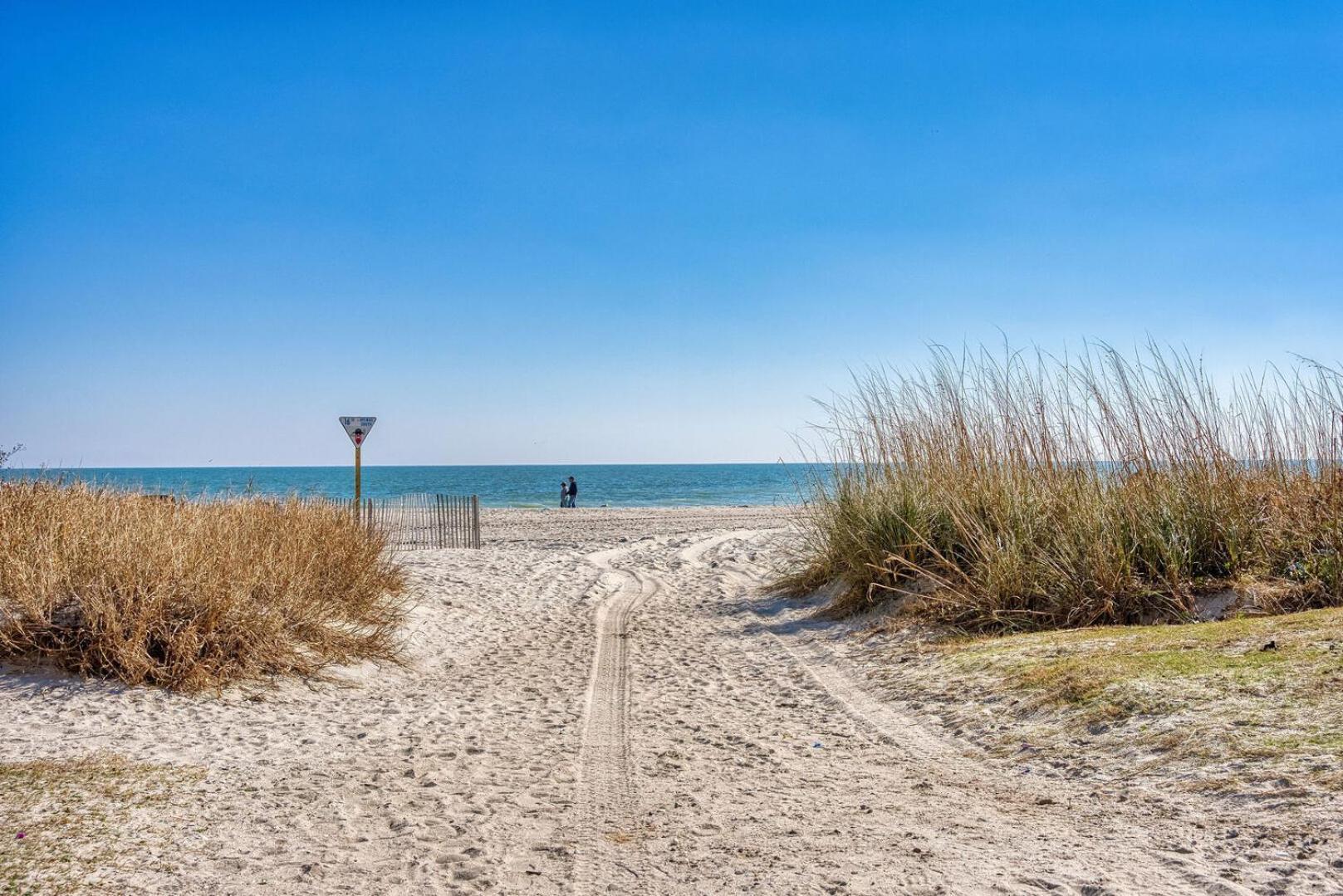 Holiday home Absolutely Stunning! Newly Renovated King With Led Fireplace - Landmark 1030 Myrtle Beach