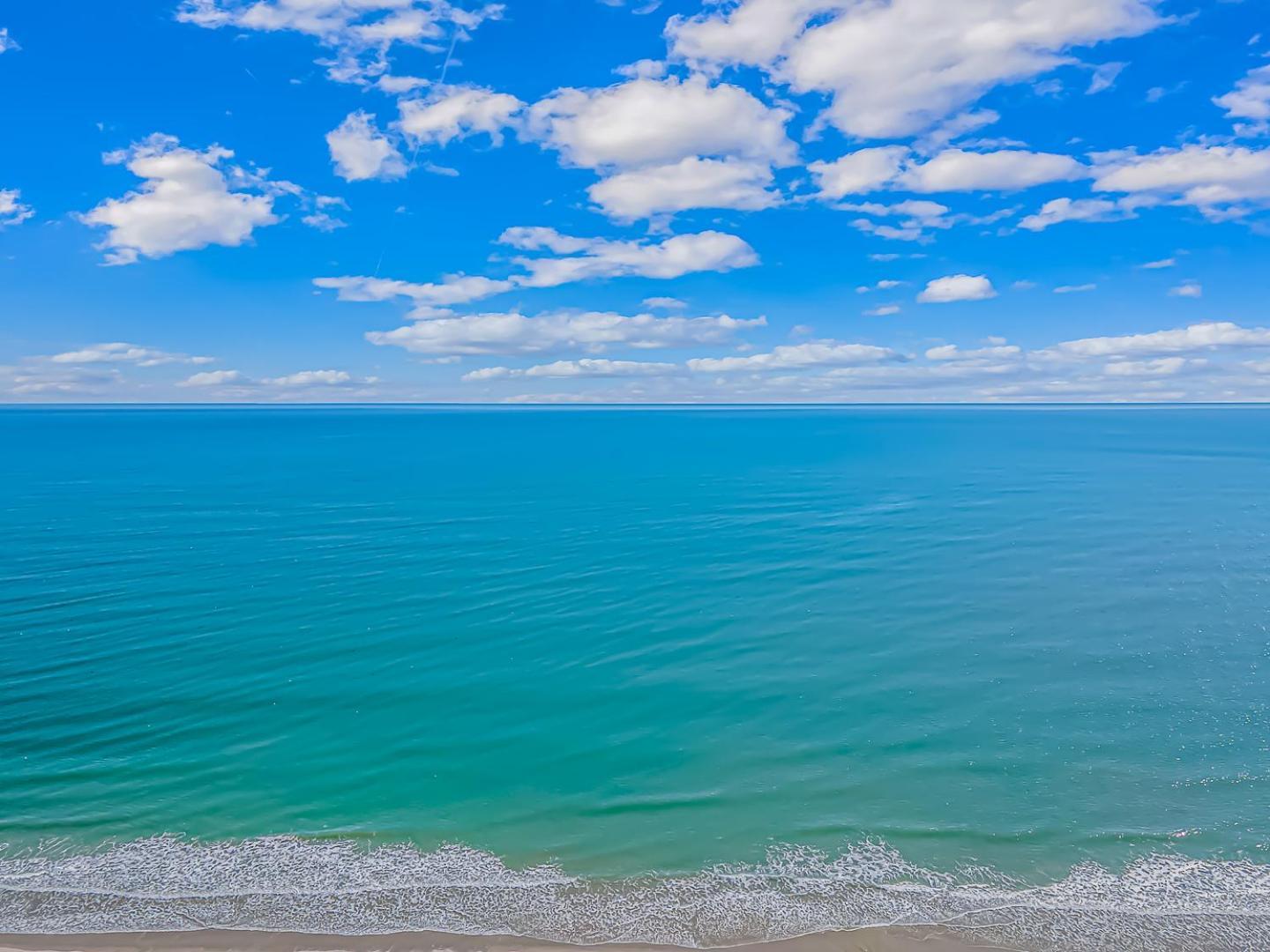 Holiday home Breathtaking Oceanfront Double Queen Suite! Meridian Plaza 701 - Perfect For 4 Guests!
