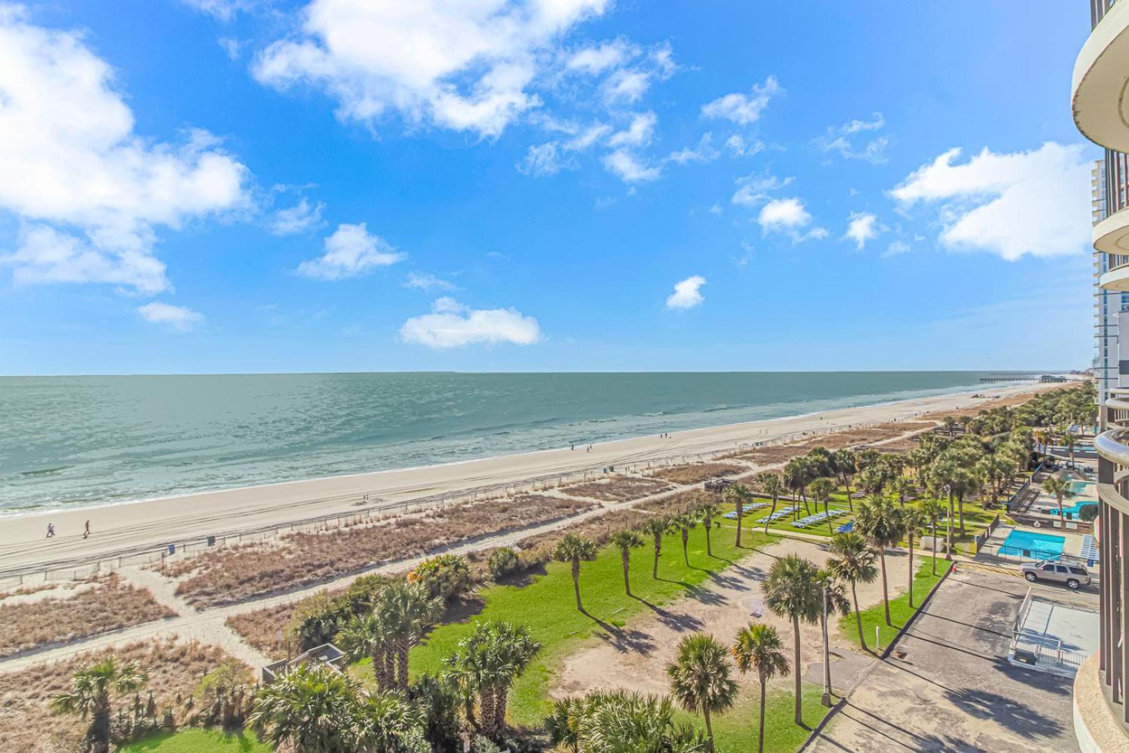 Holiday home Breathtaking Oceanfront Double Queen Suite! Meridian Plaza 701 - Perfect For 4 Guests!