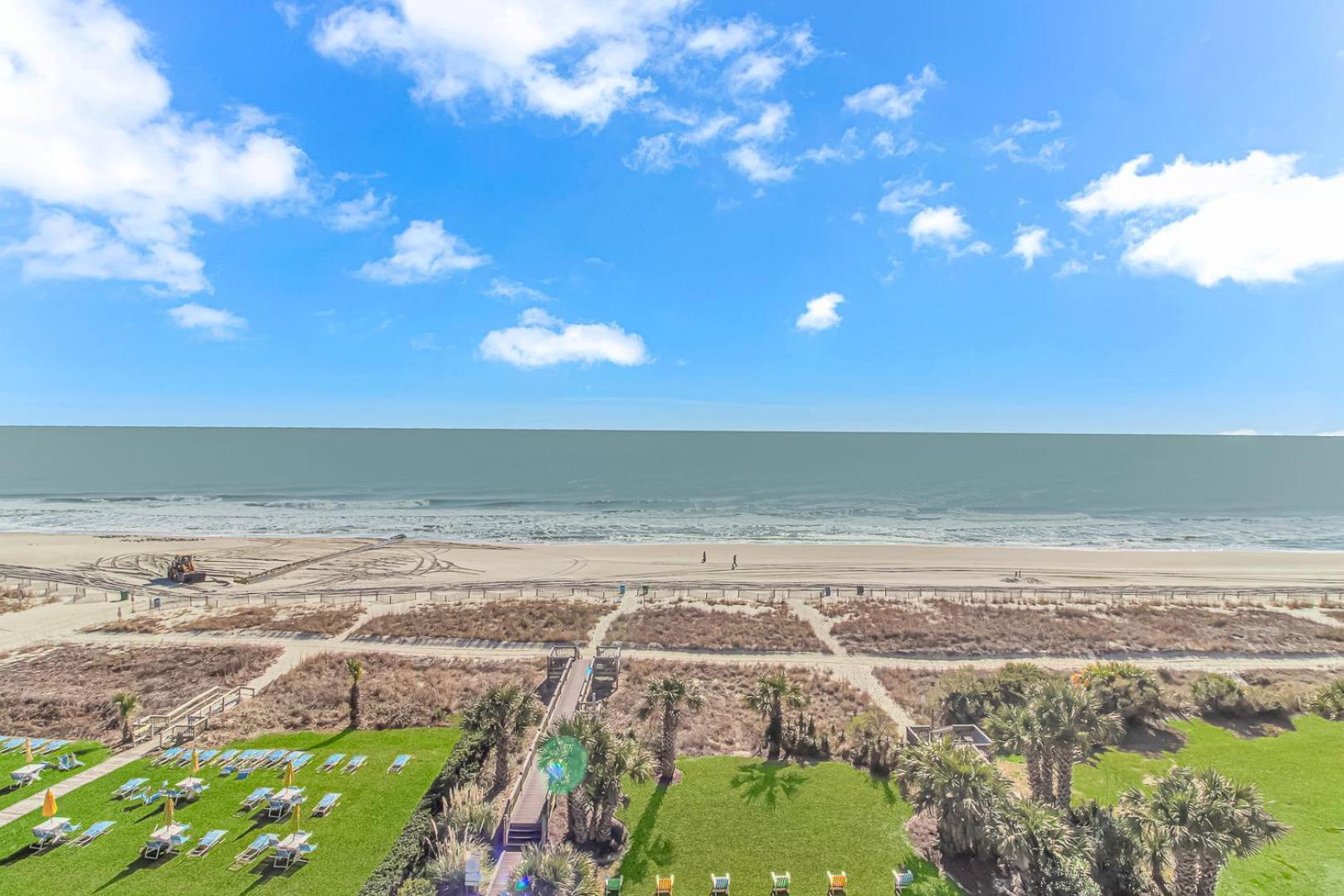 Holiday home Breathtaking Oceanfront Double Queen Suite! Meridian Plaza 701 - Perfect For 4 Guests! Myrtle Beach
