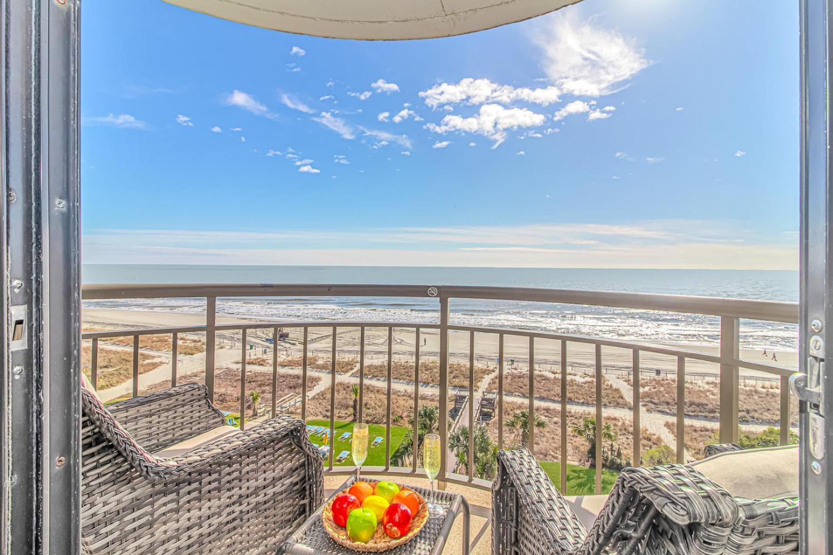Breathtaking Oceanfront Double Queen Suite! Meridian Plaza 701 - Perfect For 4 Guests! Holiday home