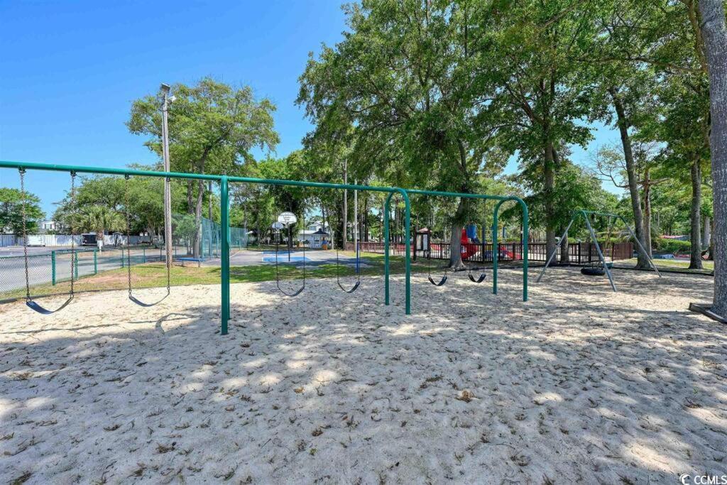 Family Friendly, Cozy, At The Holiday home Myrtle Beach