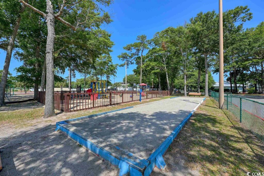 Family Friendly, Cozy, At The Holiday home Myrtle Beach