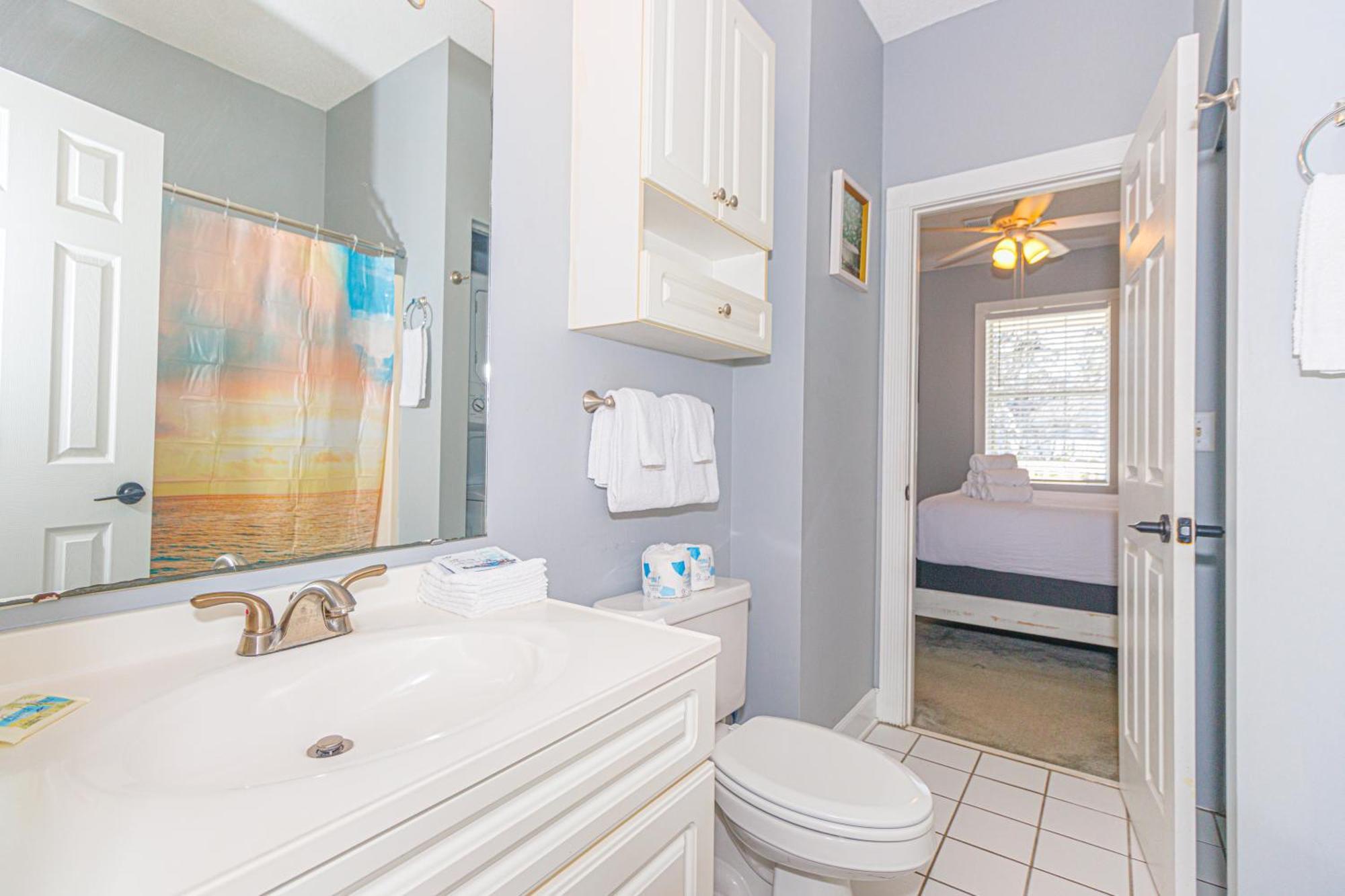 Beautifully Updated Floor 1 Bedroom - Riverwalk At Arrowhead Country Club - Unit 302 Holiday home *