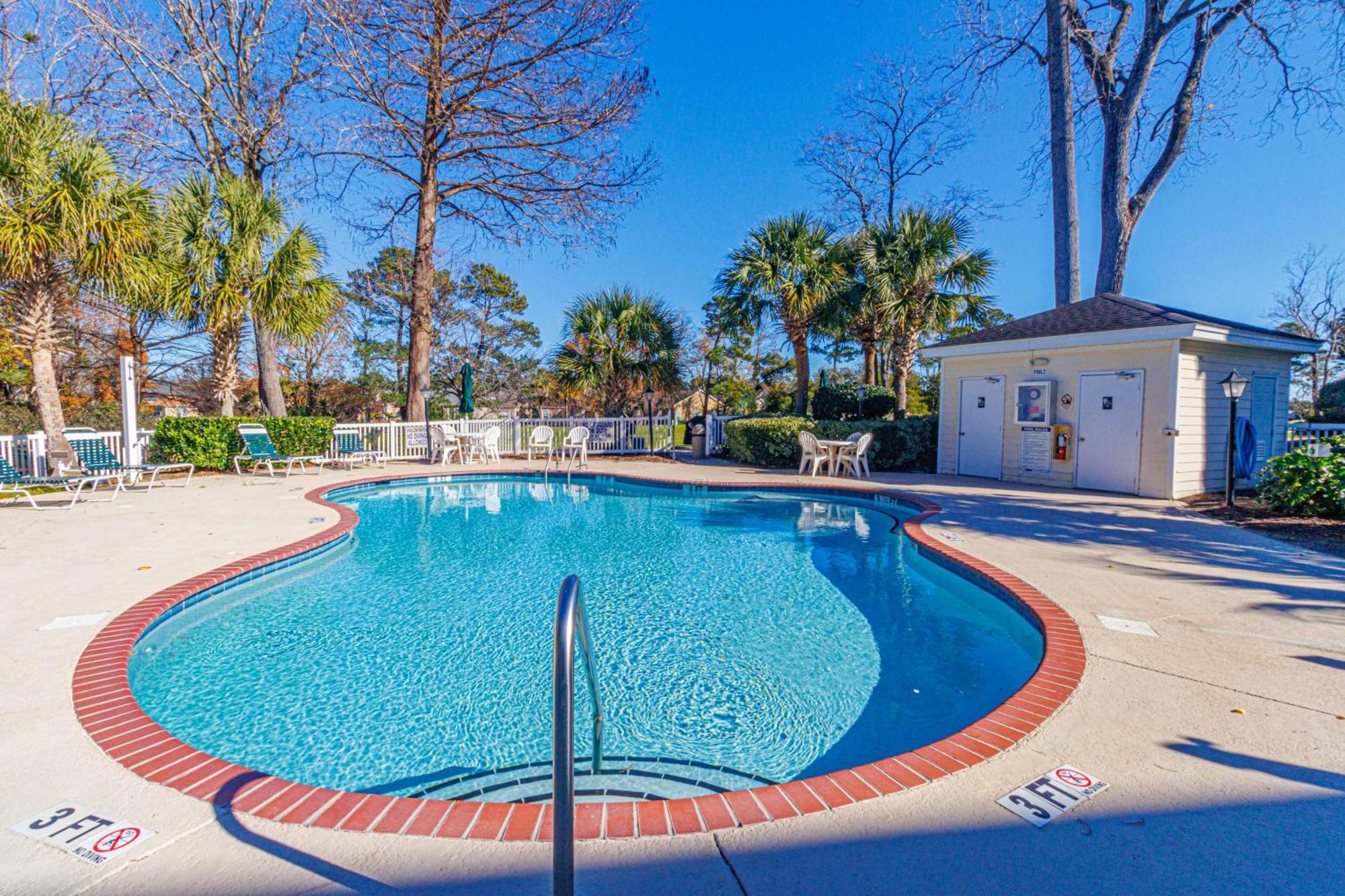 Holiday home Beautifully Updated Floor 1 Bedroom - Riverwalk At Arrowhead Country Club - Unit 302 Myrtle Beach