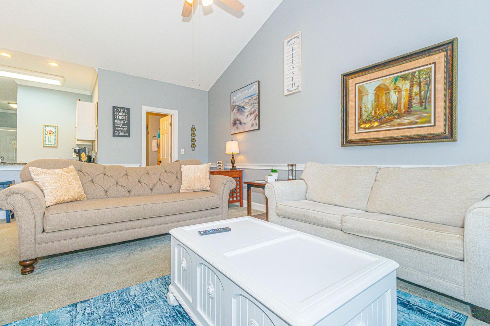 Beautifully Updated Floor 1 Bedroom - Riverwalk At Arrowhead Country Club - Unit 302 Holiday home Myrtle Beach