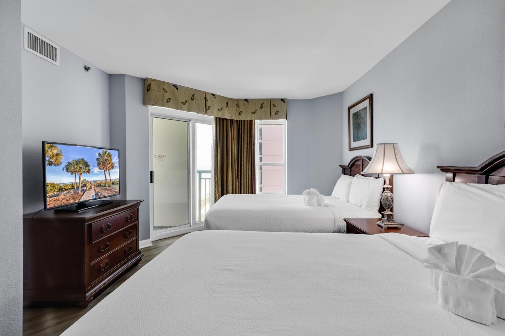 Stunning With Wall-to-wall Windows Overlooking Ocean Apartment Myrtle Beach