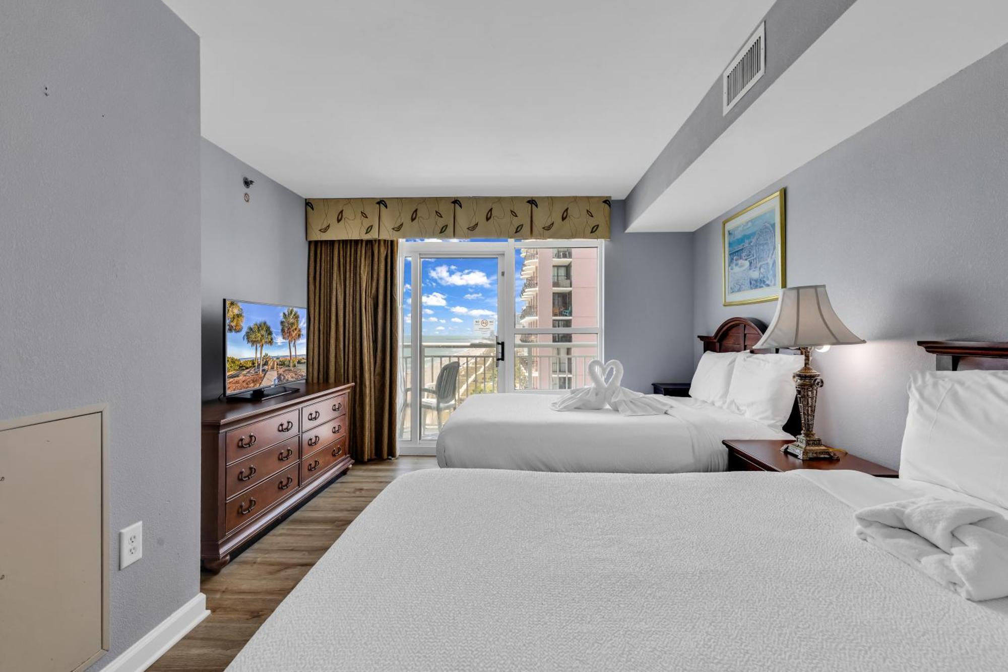 Apartment Stunning With Wall-to-wall Windows Overlooking Ocean Myrtle Beach