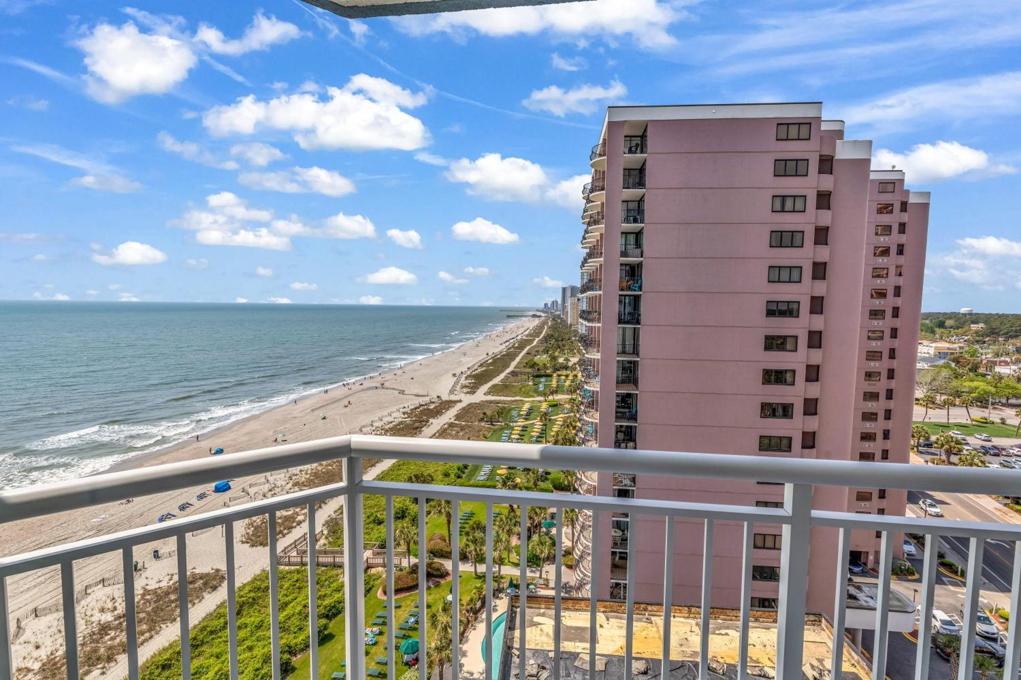 Stunning With Wall-to-wall Windows Overlooking Ocean Myrtle Beach