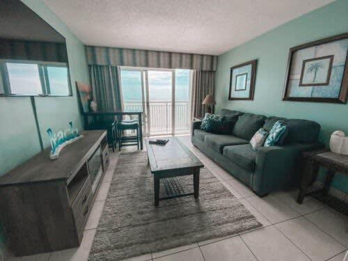 18th Floor Oceanfront-camelot By The Sea * Myrtle Beach