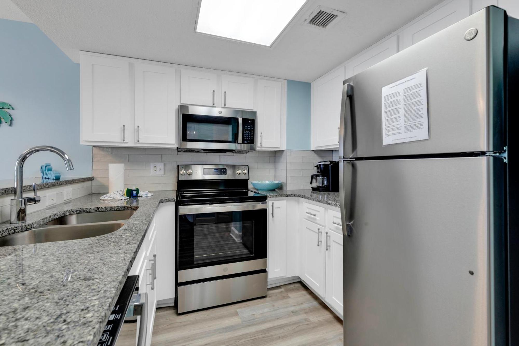 Ocean Front 2br Elegant In Atlantica Apartment *