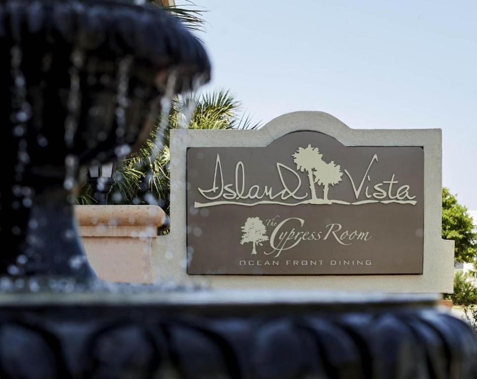 Resort Island Vista
