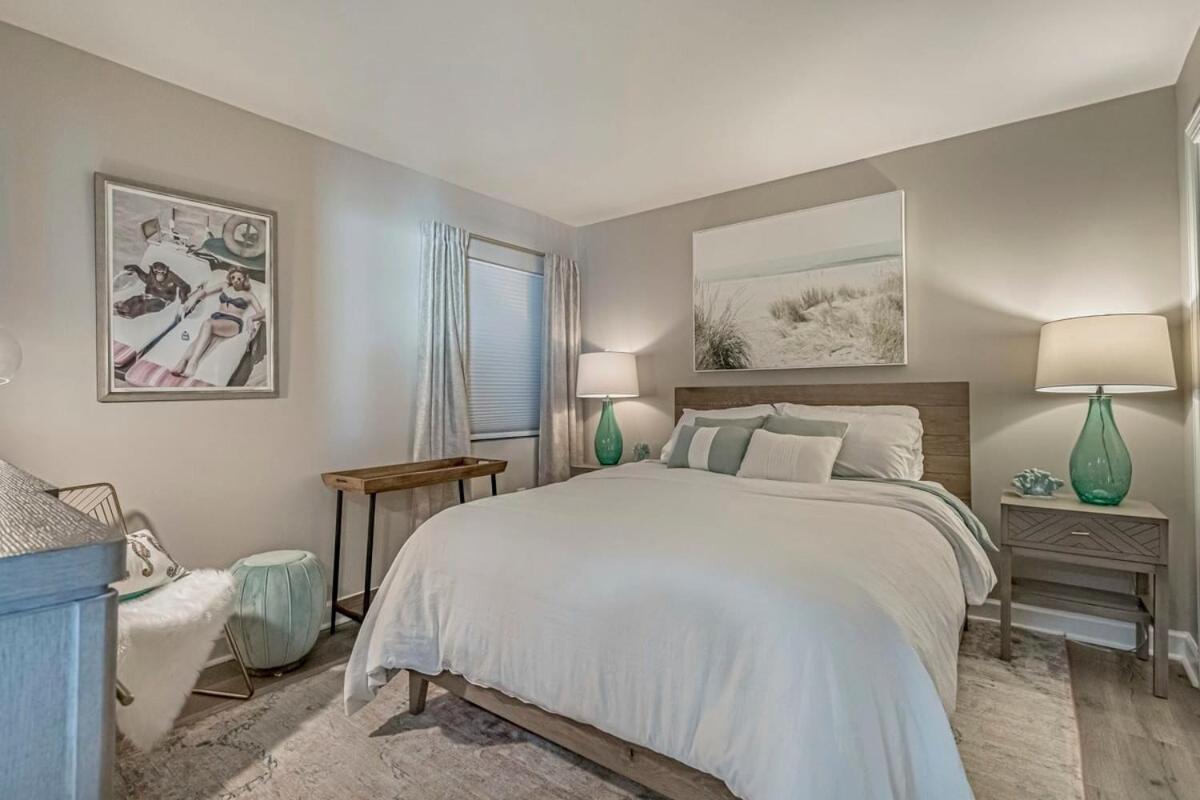 Sea Pointe Oceanfront Unit 808 * Myrtle Beach