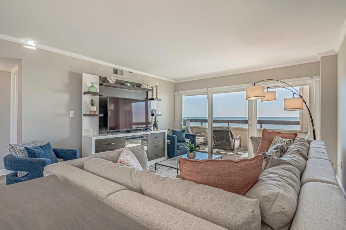 Holiday home Sea Pointe Oceanfront Unit 808 *