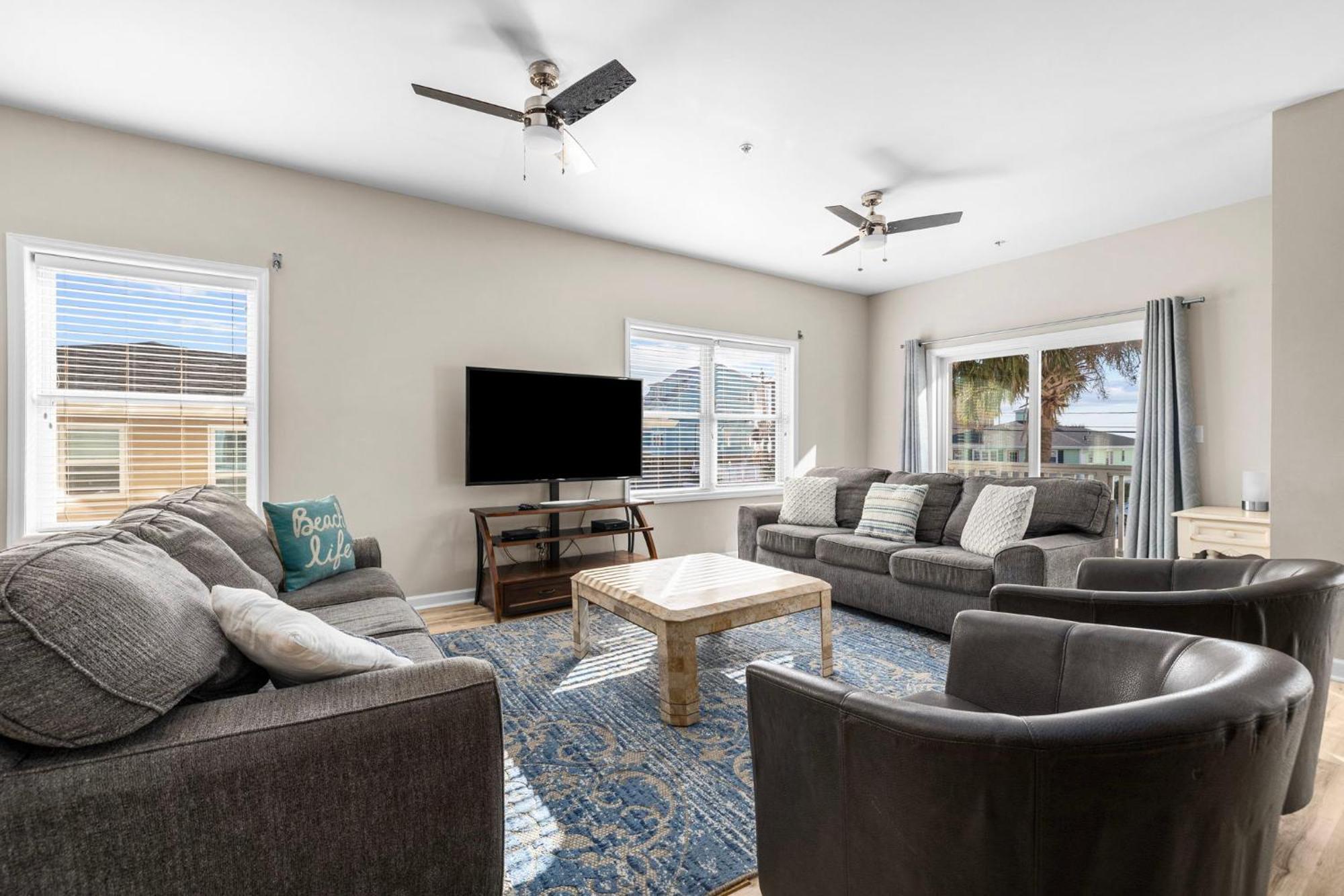 Updated Oceanview Getaway- Game Pool Decks * Myrtle Beach