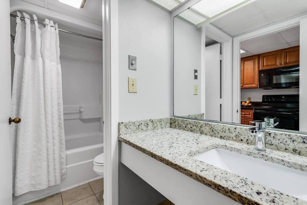 Oceanfront Dream For Our Lovers! L 240 Apartment Myrtle Beach