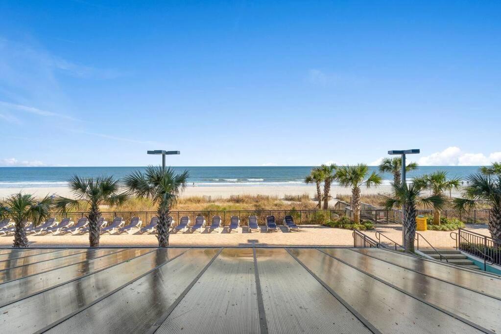 Apartment Oceanfront Dream For Our Lovers! L 240 *