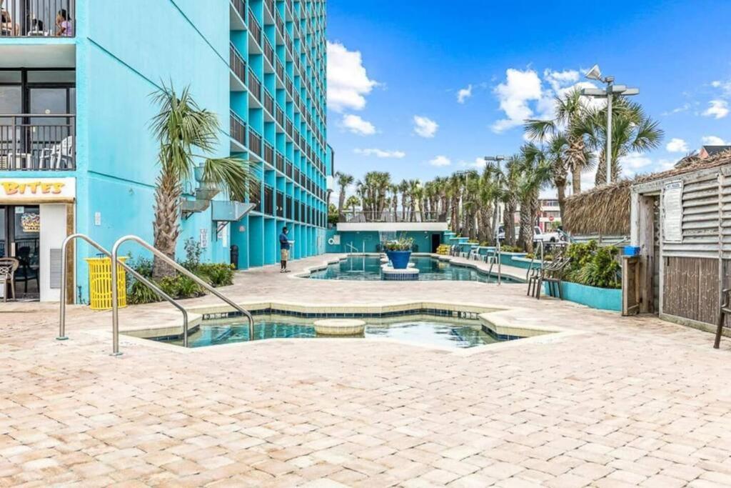 Oceanfront Dream For Our Lovers! L 240